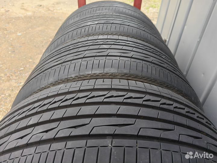 Bridgestone Alenza LX100 255/45 R20