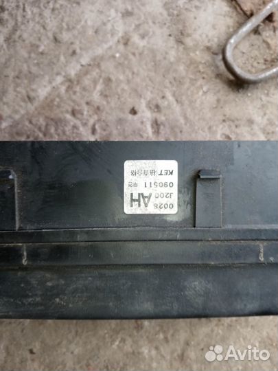 Блок предохранителей Шевроле Лачетти 09г 1.6 АКПП