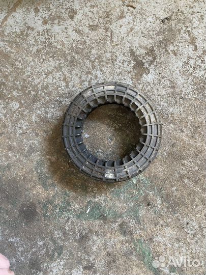 Опорные стойки