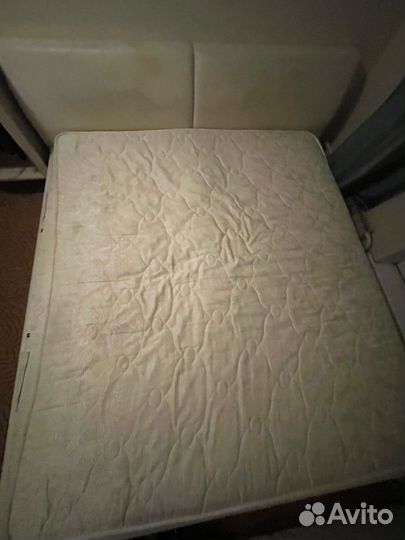 Кровать с матрасом бу