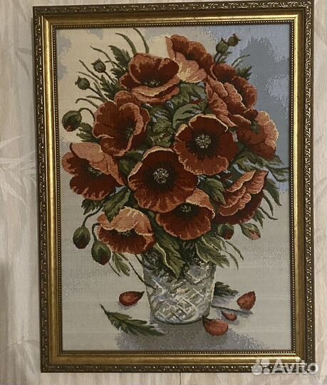 Гобелен.Маки красные махровые в вазе