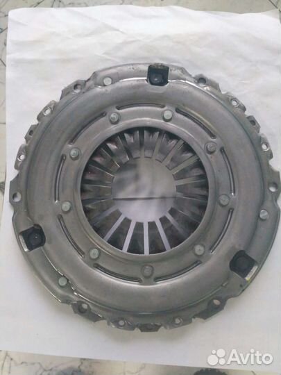 Корзина сцепления Subaru 30210-AA400