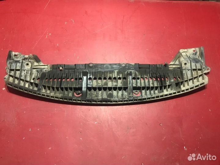 Пыльник бампера передний Toyota Corolla E150 1zrfe