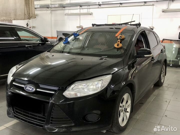 Ford Focus 3 стекло лобовое