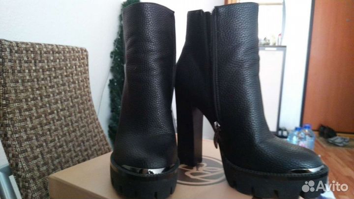 Ботинки демисезонные