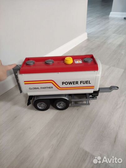 Прицеп цистерна бензовоз bruder