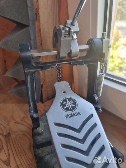 Педаль для бас барабана yamaha