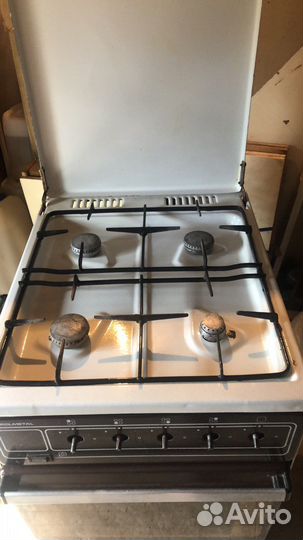 Плита газовая 4-х конфорочная