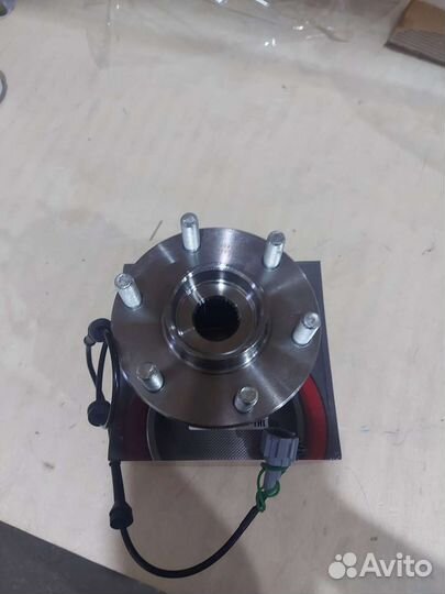 Ступица колеса перед зад Nissan pathfinder Navara