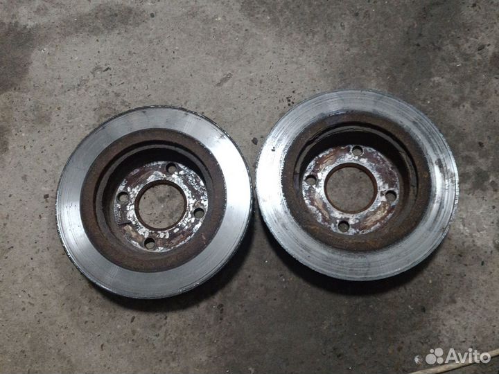 Диск тормозной передний nissan micra k11