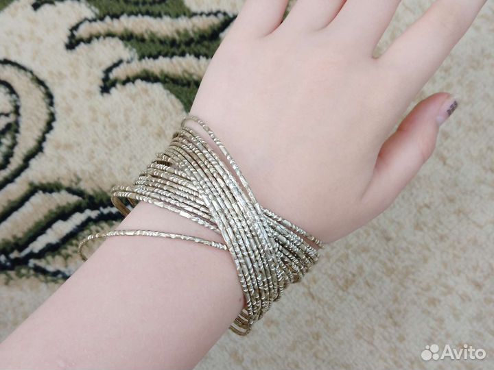 Кольцевой браслет