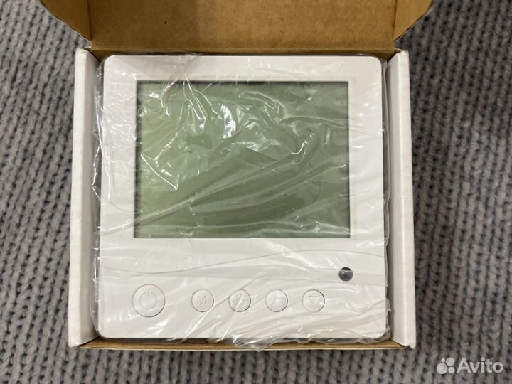 Комнатный термостат для фанкойла