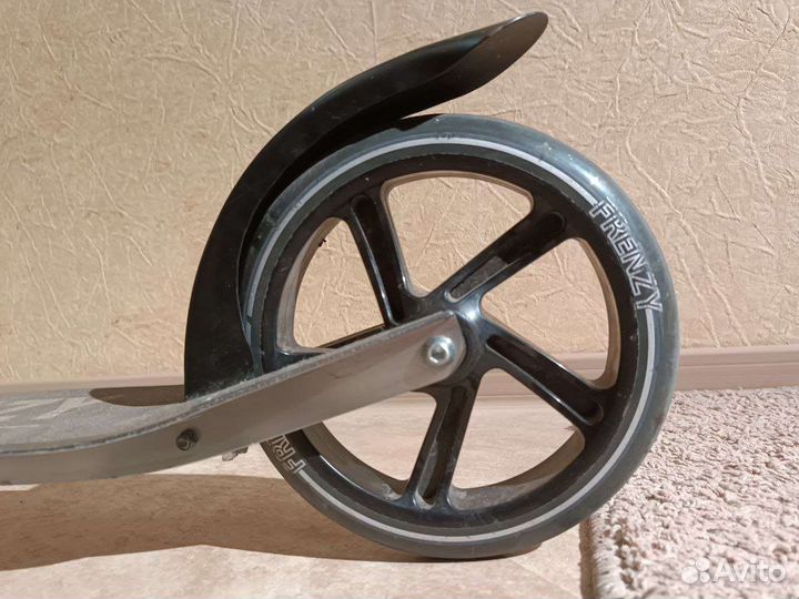 Самокат взрослый frenzy FR205HB