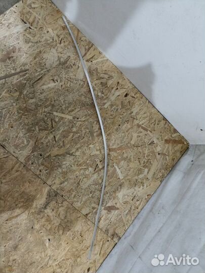 Молдинг двери передний левый Volvo Xc 90