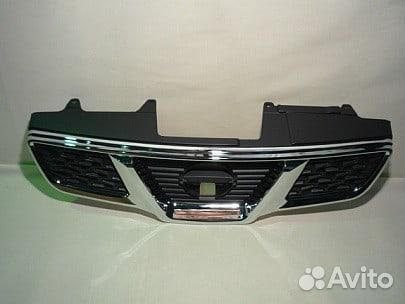 Решетка радиатора Nissan