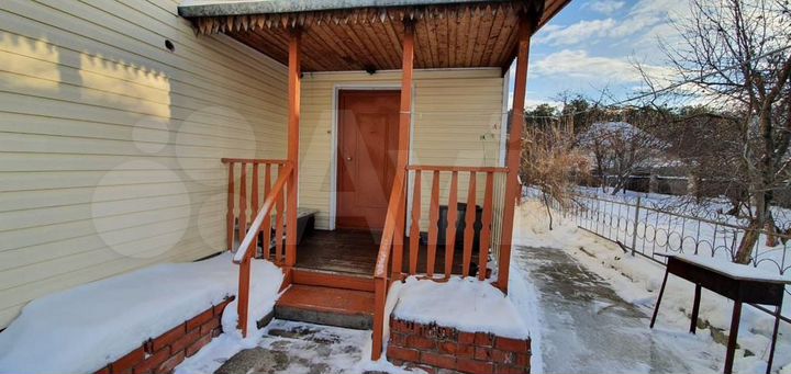 Дом 260 м² на участке 8 сот.