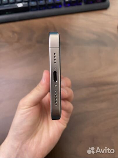 iPhone 15 pro max 256 natural titanium sim