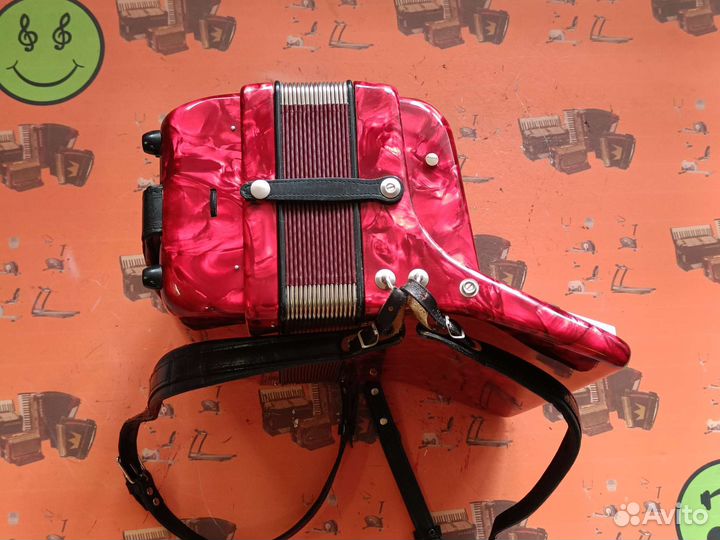 Аккордеон weltmeister caprice N считай новый