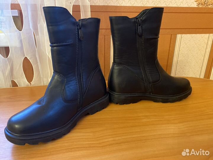 Сапожки зимние р.33.Натуральный мех, кожа. Новые