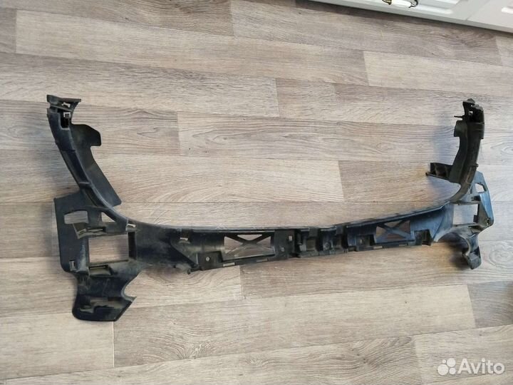 Кронштейн переднего бампера Mercedes Benz X166