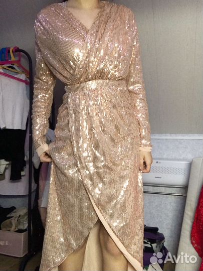 Платье женское