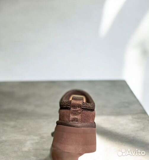 UGG tazz platform chocolate