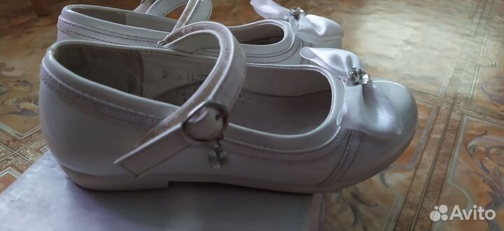 Туфли праздничные на девочку