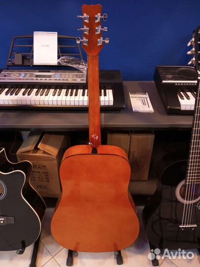 Гитара Martinez