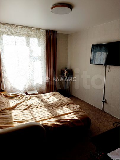 Комната 27,3 м² в 2-к., 9/16 эт.