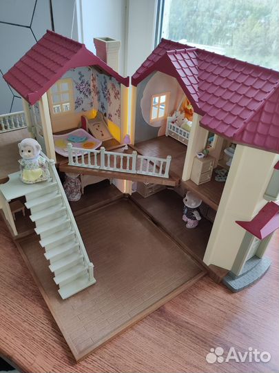 Sylvanian Families большой дом со светом