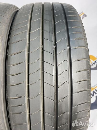 Kumho Ecsta HS51 215/55 R18 90T