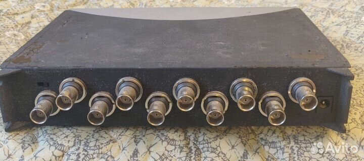 Активный сплиттер PS61 AKG для 4-х радиомикрофонов