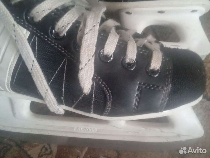 Продам коньки б/у