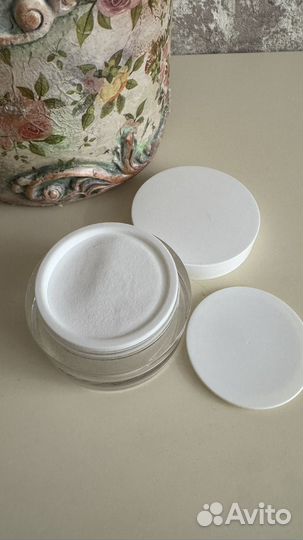 Акриловая пудра для наращивания ногтей