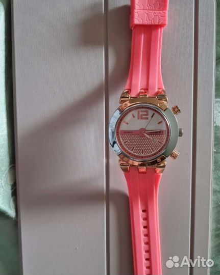 Часы наручные Swatch