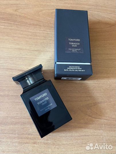 Парфюм Tom Ford Tobacco Oud