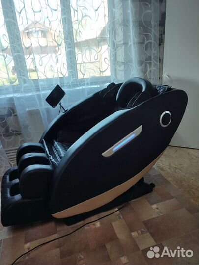 Массажное кресло