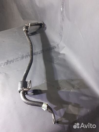 Стабилизатор задний Jeep Grand Cherokee WK2