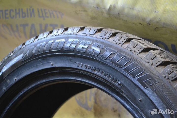 Bridgestone Blizzak Revo GZ 225/55 R17
