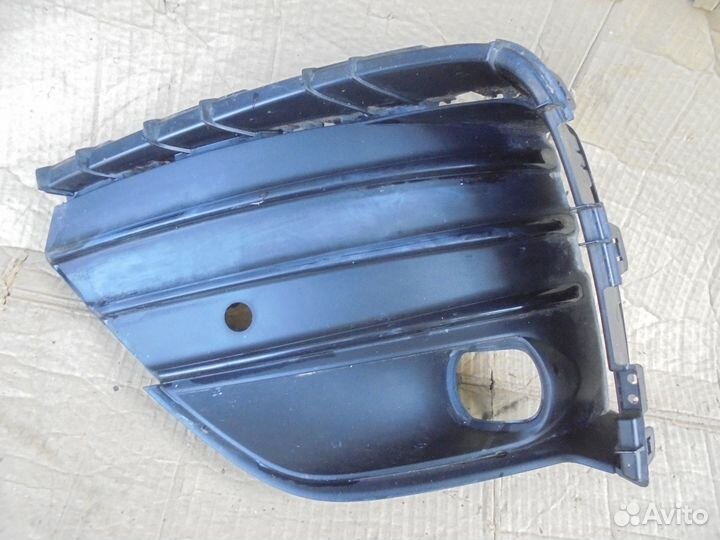 Решетка птф переднего бампера левая Geely Tugella