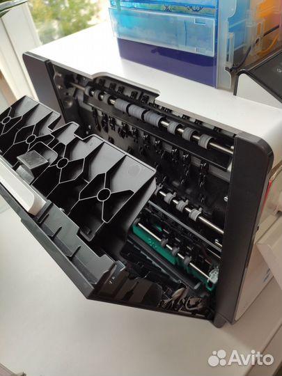 Цветной струйный принтер HP PageWide Pro 452dw