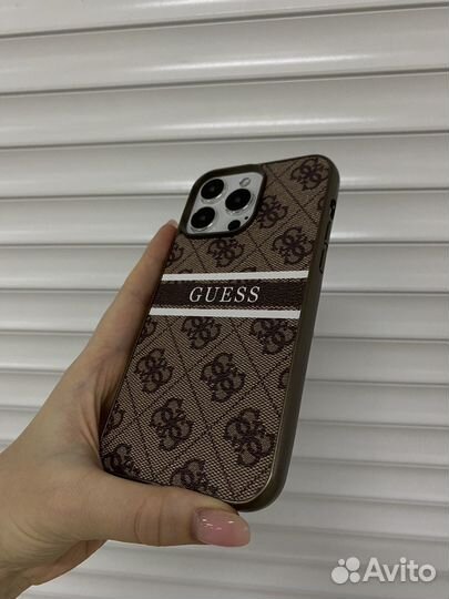 Чехол Guess для iPhone