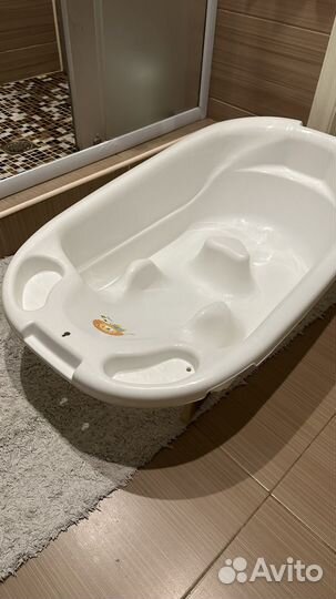 Ванночка для купания с горкой