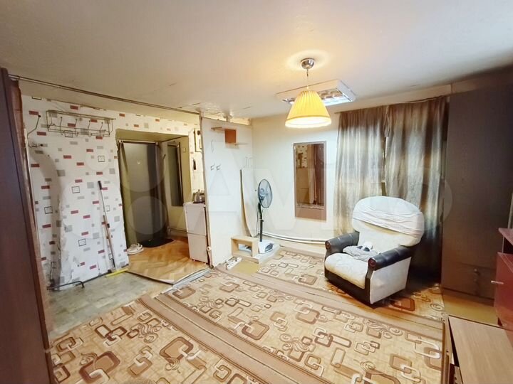 Комната 15 м² в 3-к., 1/2 эт.