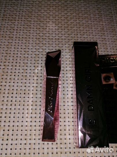 Too Faced Deluxe Damn Girl 24-Hour Mascara тушь