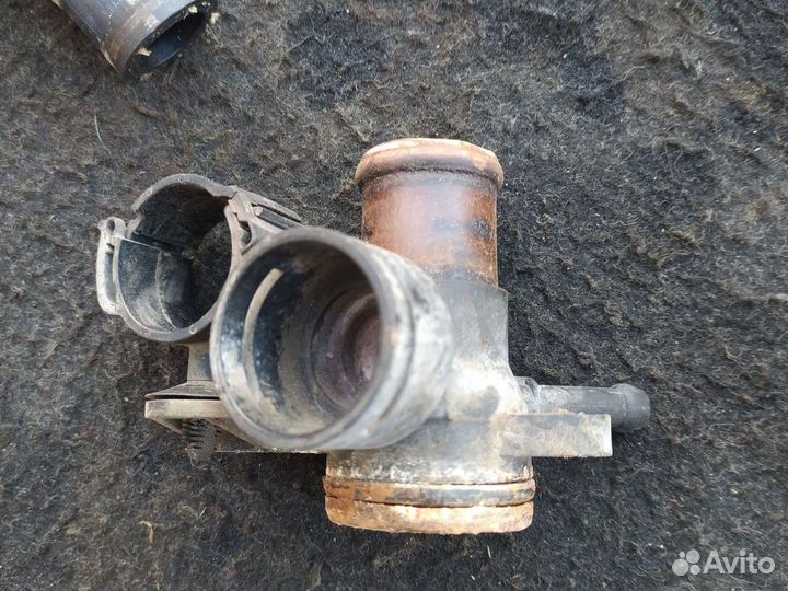 Патрубки системы охлаждения VolksWagen passat b7