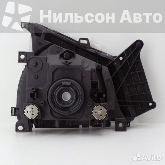 Фара isuzu ELF с 2003 г левая, SAT