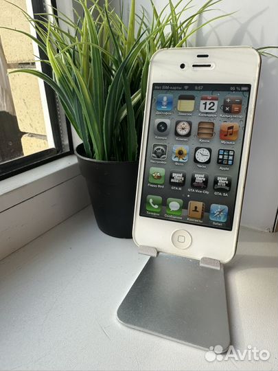 iPhone 4S, 8 ГБ