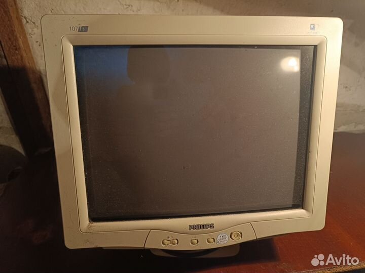 Монитор для компьютера philips