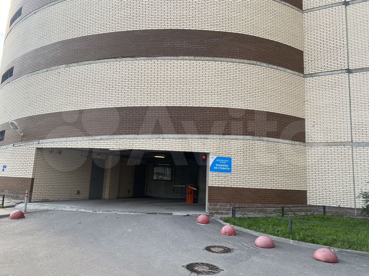 Машиноместо, 15 м²